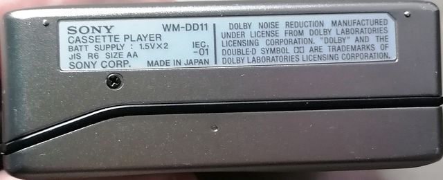 Sony Walkman WM-DD11, Ansicht des Typenschildes. Foto: pk, RC-Hanau